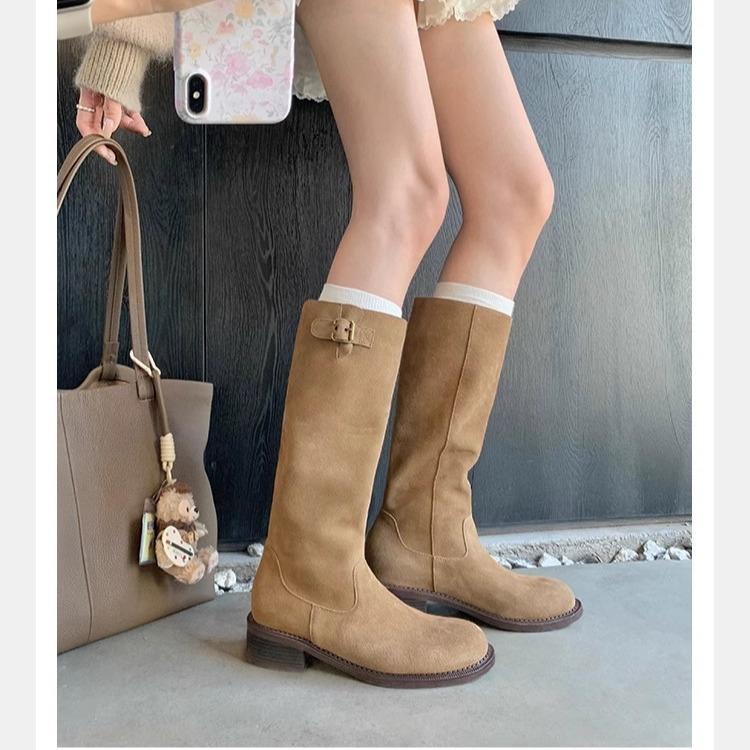 Grape Mother of the Same Style, the New Maillard Pointed Round Head Leather Boots Buckle with Thick Heel Medium and High Boots 2025 Women's Autumn