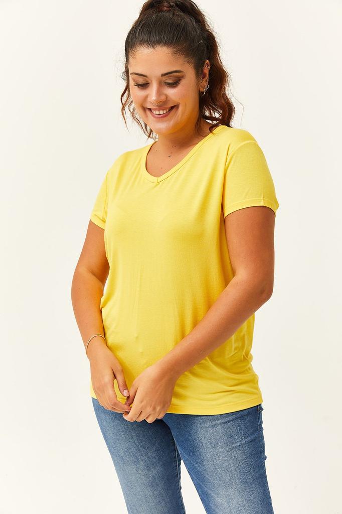 Damski styl Duży rozmiar T-shirt Plus rozmiar Dekolt w serek Podstawowa krótka koszulka z krótkim rękawem Czarny T-shirt