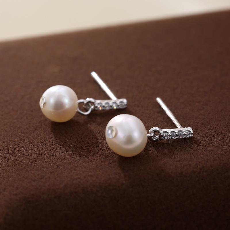 

Серьги-пусеты Banyan Tree из серебра 925 пробы с натуральным жемчугом и бриллиантами для женщин - Изящные, Универсальные, Короткие. 925 Silver платиновый