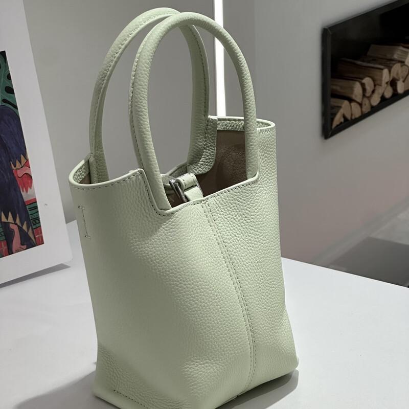 Stylish Commuter Leather Bucket Shoulder Bag