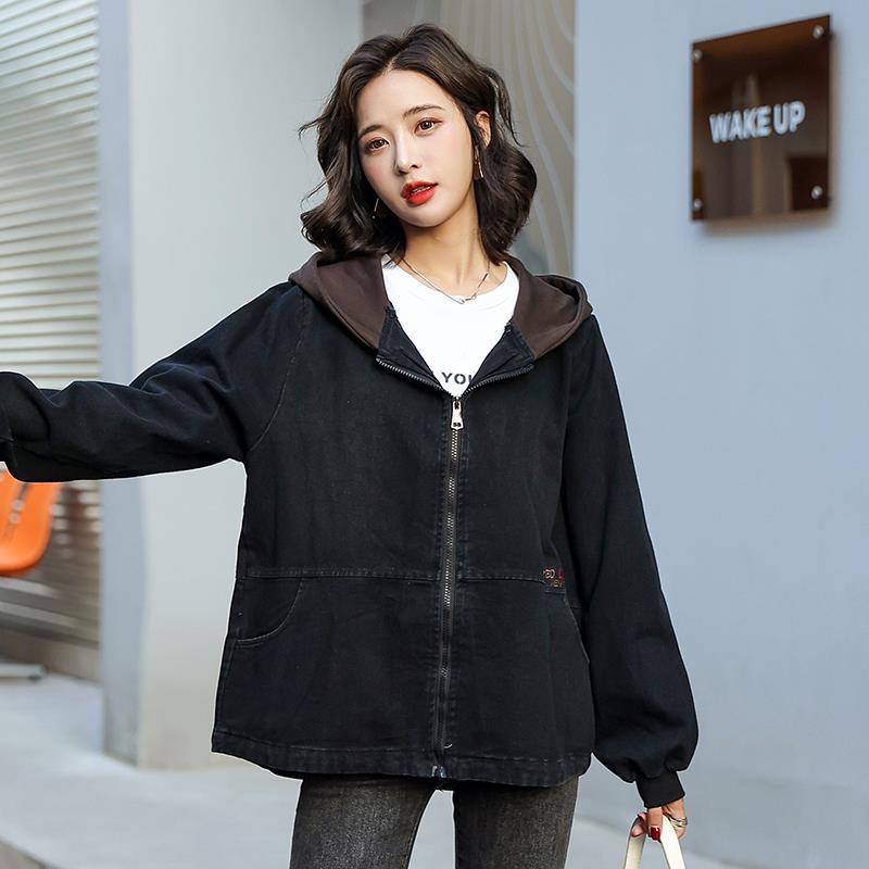 Damska kurtka dżinsowa z kapturem w koreańskim stylu, luźny krój, haftowany miś, blok kolorów