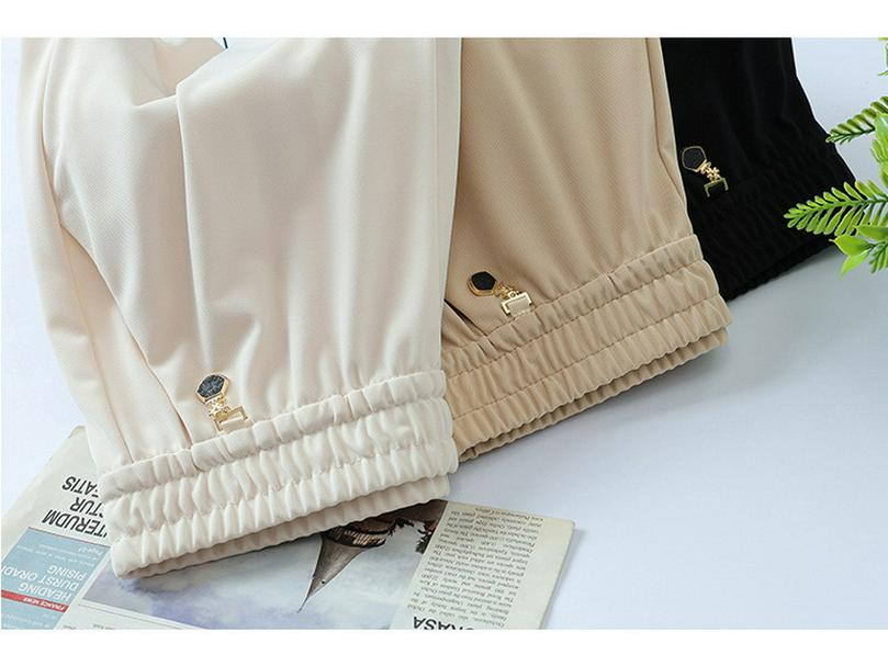 High-Waisted Tencel Pants for Middle-Aged and Elderly Women - Loose Fit, Slimming, Elastic Waistband, Casual Straight-Leg.