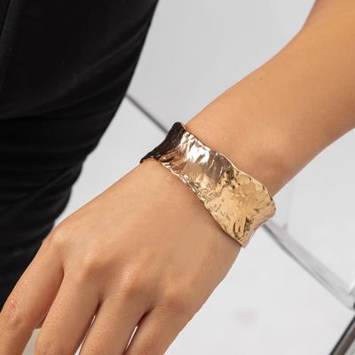 Punk Metal V Cut Textured Iron Bangle Edgy Design Statement Jewelry V Shaped Gap Textured Wristband For Men And Women