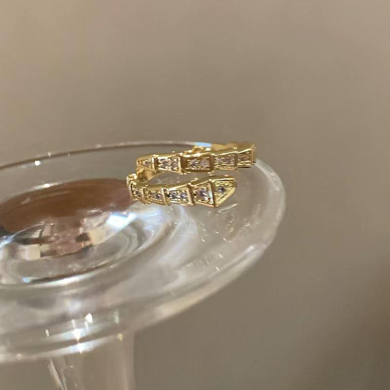 Women's Shining Diamond Snake Ring - Silver, Open Design, Versatile, Trendy, High-End Luxury