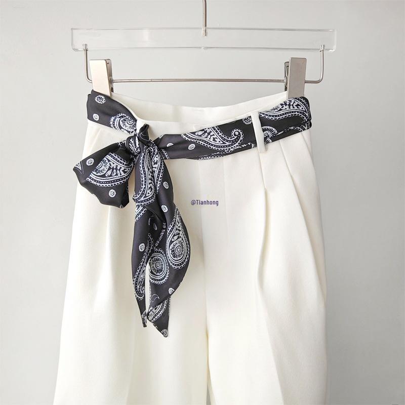 Damen Marineblauer Seidenschal Gürtel - Stilvolles Taillenbetonendes Schleifen-Accessoire für Jeansröcke, Kollektion 2025