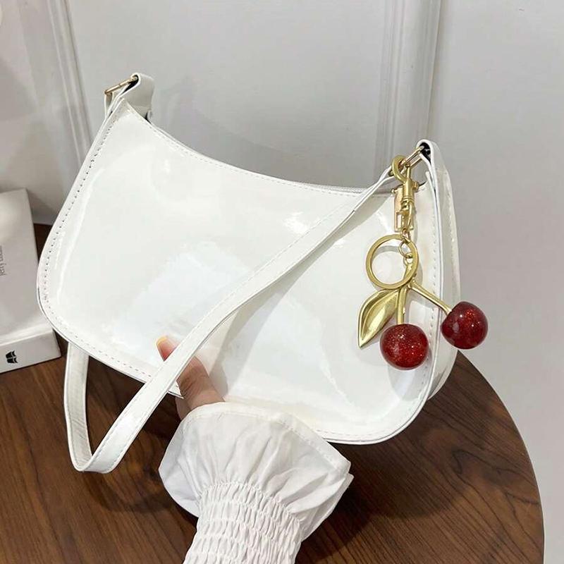 Yogodlns Vintage Retro Kabelka přes rameno pro ženy PU kůže Podpažní Crossbody Dámská Ležérní Kabelka Peněženka s třešňovým přívěskem