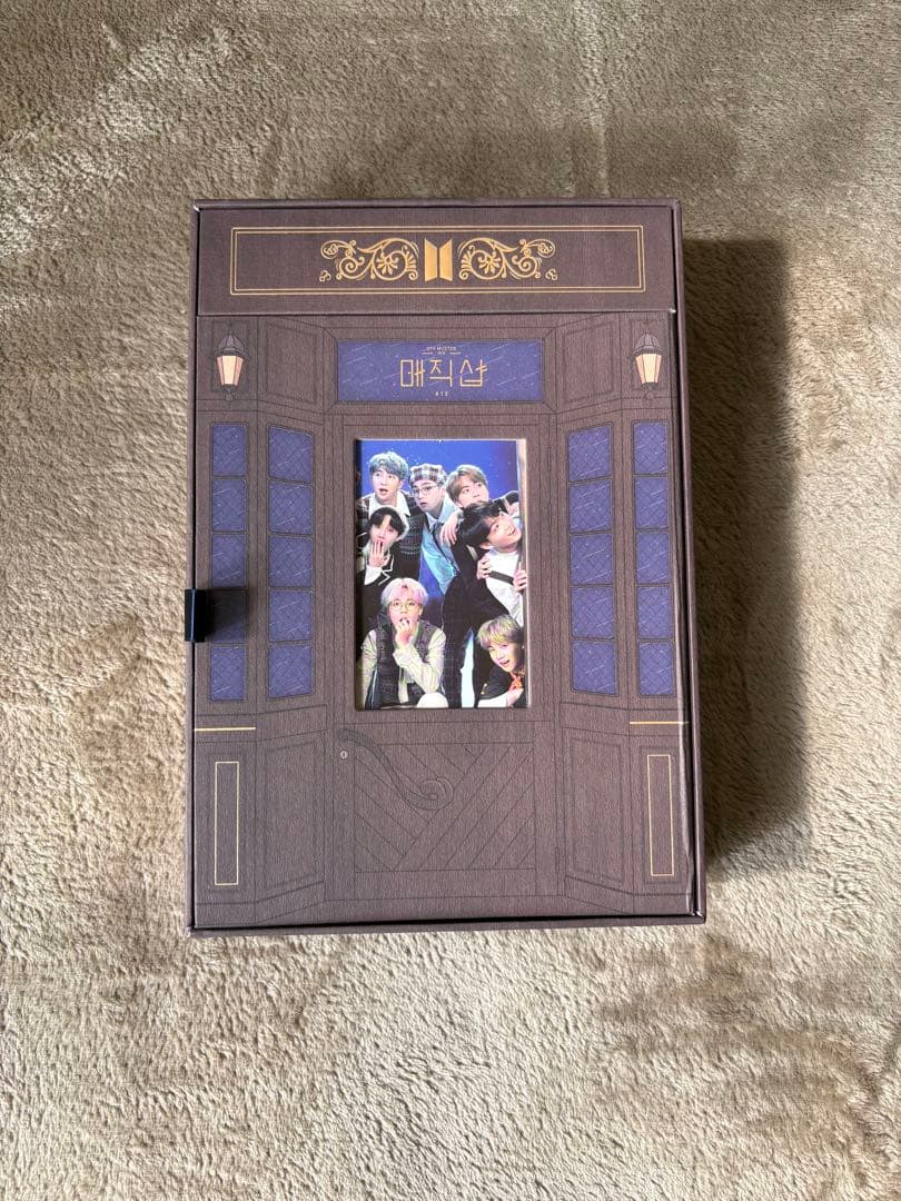 

[Б/У] BTS MAGIC SHOP