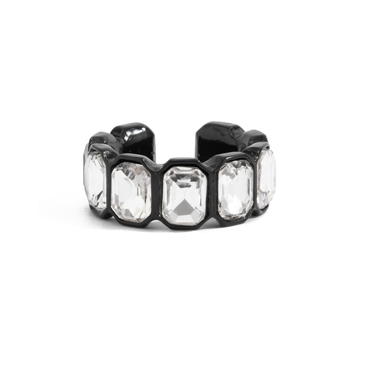 

2026 New Square Grey Crystal Rings for Women Minimalist Design Silver Color Geometric Finger Rings Acrylic Daily Wear Jewelry