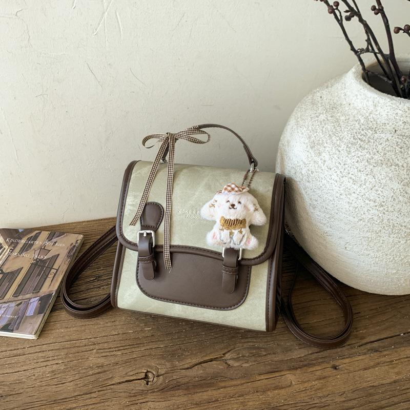 Schoolbag Korean version fashion backpack women's 1011 winter new simple fashion British college trendy with retro backpack