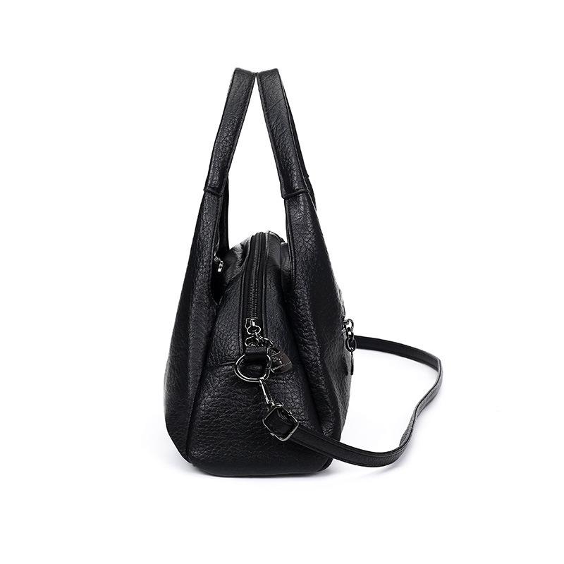 New High-end Commuter Handbag Women's Retro Fashion Shoulder Pillow Bag Simple Messenger Bag Bag Woman