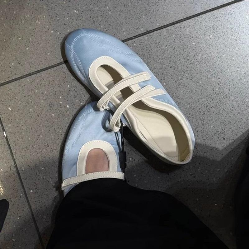Zapatos Planos Versión Coreana 2026 Cabeza Redonda Boca Baja Mocasines Zapatos Perezosos con Temperamento Zapatos de Ballet