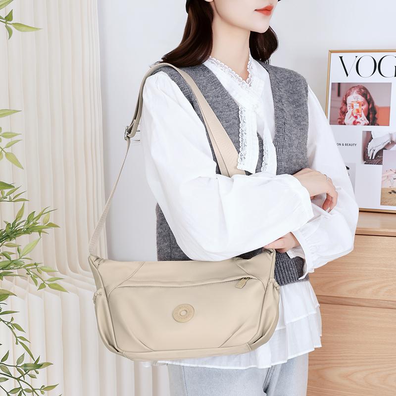Water-Resistant Nylon Handbag Women's Lightweight Multi-Compartment Large Capacity Shoulder Bag