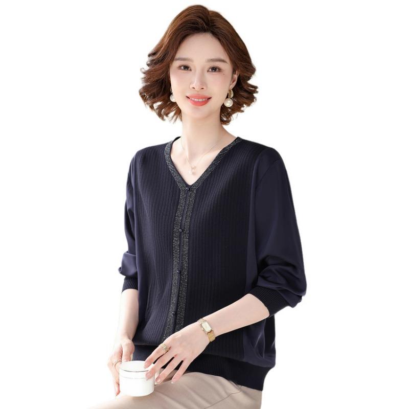 Middle-aged and Old Women's Casual Bottoming Shirt, Mother's Spring Fashion Shirt, Solid Color Noble Collar, Large Size Thin Knitted Sweater