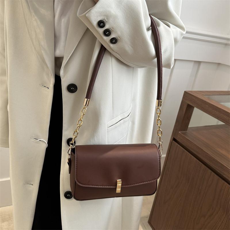 Luxe Minimalist Chain Strap Small Square Purse For Women Available In Black White And Khaki Colors