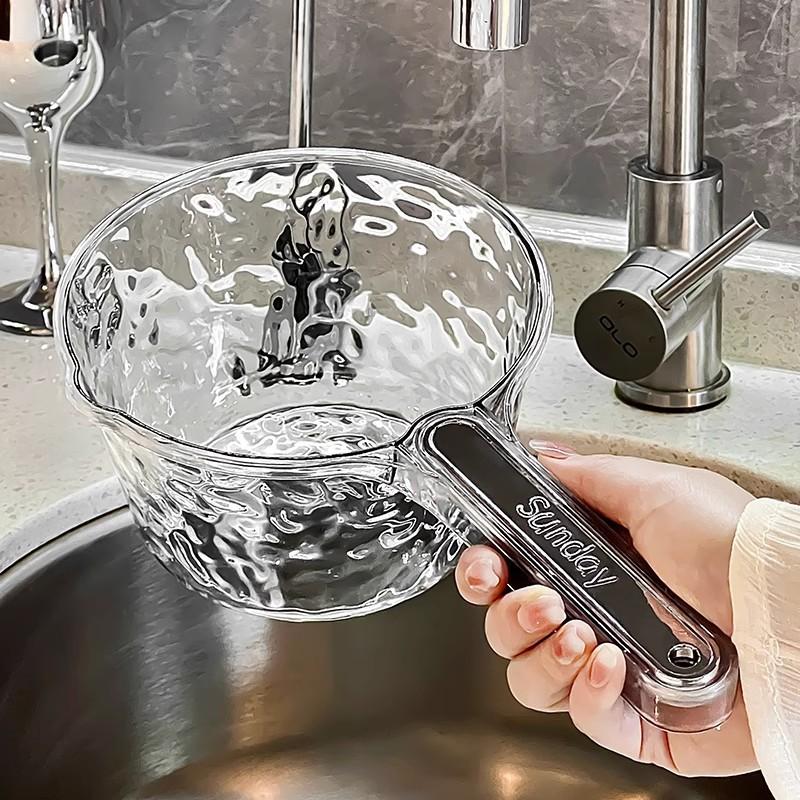 1PC PET Water Scoop Household Extra Thick Kitchen Shower Plastic Long Handle Large Capacity Water Scoop Texture Stainless Steel High Value
