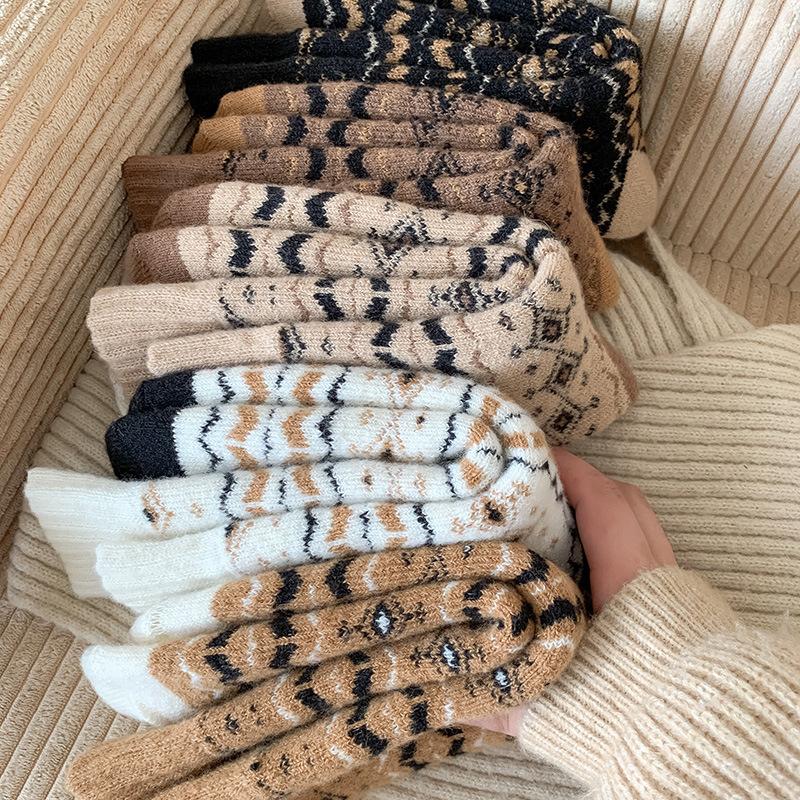 Thick Woolen Socks Mid-Calf Ultra-Thick Home Floor Sleep Warmth Retro Ethnic Style Autumn Winter Home Comfort Stocking
