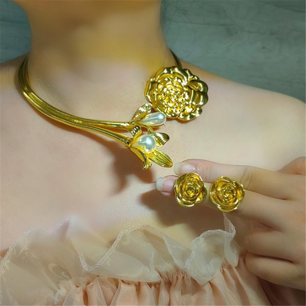 Tooxika Heavy Industry Exaggerated Three-dimensional Pearl Flowers Camellia Collar Light Luxury Necklace Accessories For Women