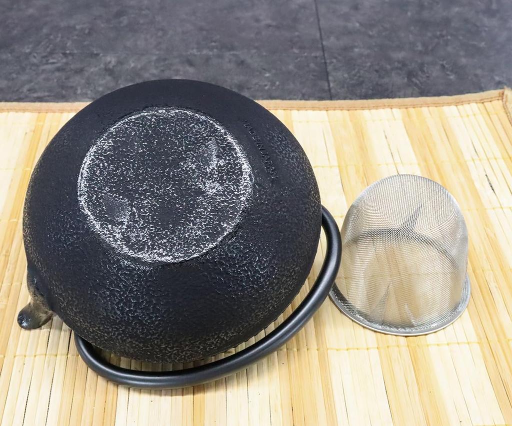 Asahi Made in Japan Nanbu Iron Teapot, Round Arare, 0.3L (with Tea Strainer, Enameled Interior)