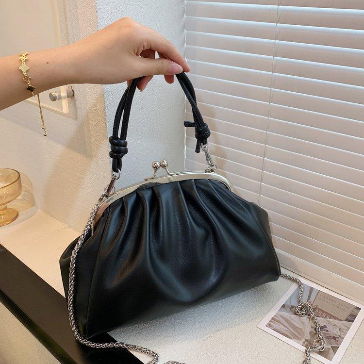2025 new trendy fashion small bag women's bag summer street messenger bag niche chain single shoulder underarm cloud bag