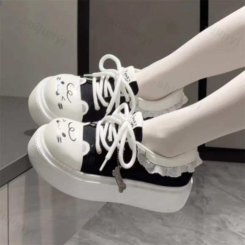Fashion Women's Cute Canvas Shoes 2025 Spring Autumn New Lace Comfort Platform Casual Shoes Outdoor Non Slip Height Increase Board Shoes