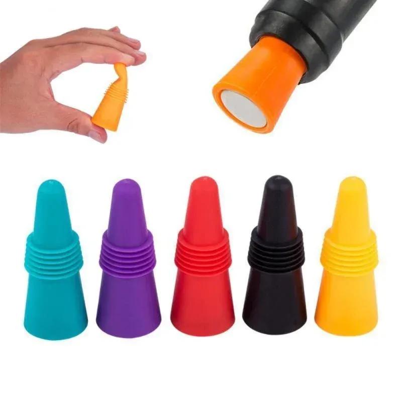1PC Tappo per bottiglie di vino e bevande in silicone Set Tappi sigillanti per bottiglie di champagne a prova di perdite Tappo salva-tappo per vino Tappo riutilizzabile