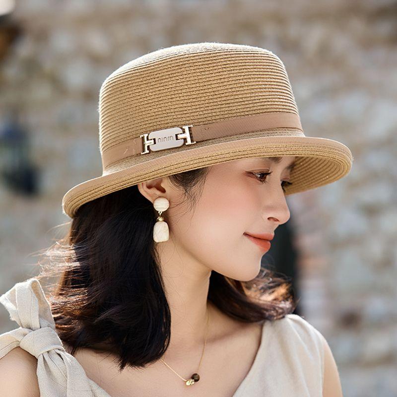 Chapeau de paille Nouveau Pare-soleil Été Mode Chapeau haut de forme Bouclé Chapeau Bob Voyage Protection Solaire Chapeau de soleil Chapeau de soleil d'extérieur Femmes