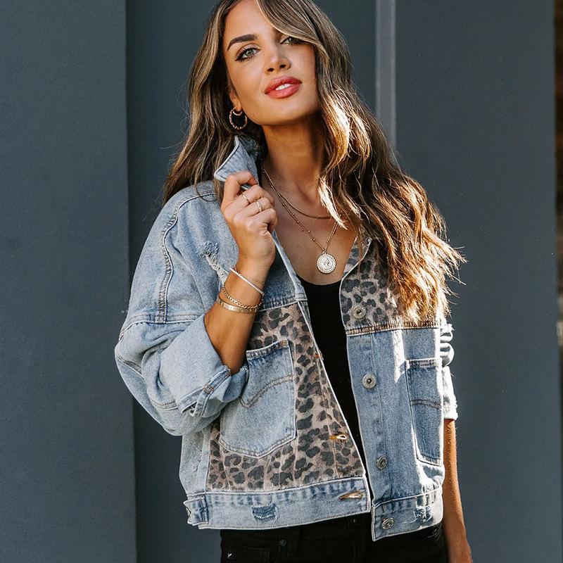 Giacche in denim con stampa leopardata da donna Giacca in denim boyfriend da donna