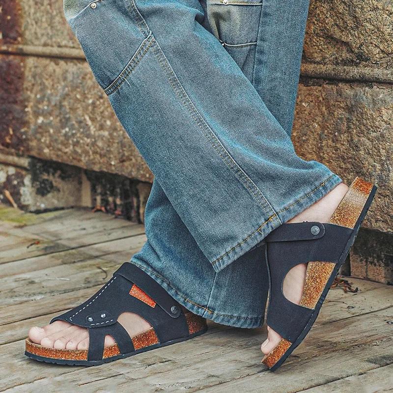 Erkekler İçin Rahat Günlük Yatak Odası Sandaletleri Düz Parmak Arası Terlikler Yaz Mantar Terlikler Yumuşak Tabanlı Ev Terlikleri Ayak Kemeri Destekli zapatos