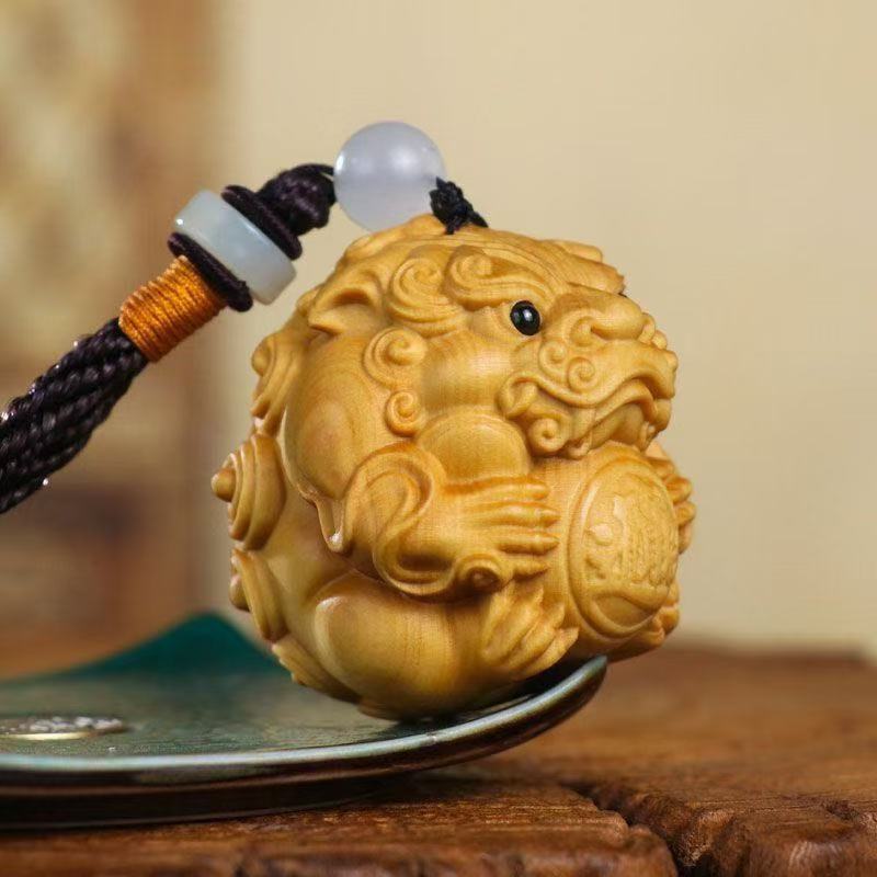 Wooden carving Pi xiu mascot sculptures and figurines, China's Fortune-Gathering God Beast Home car Wealth Luck Feng Shui Decor