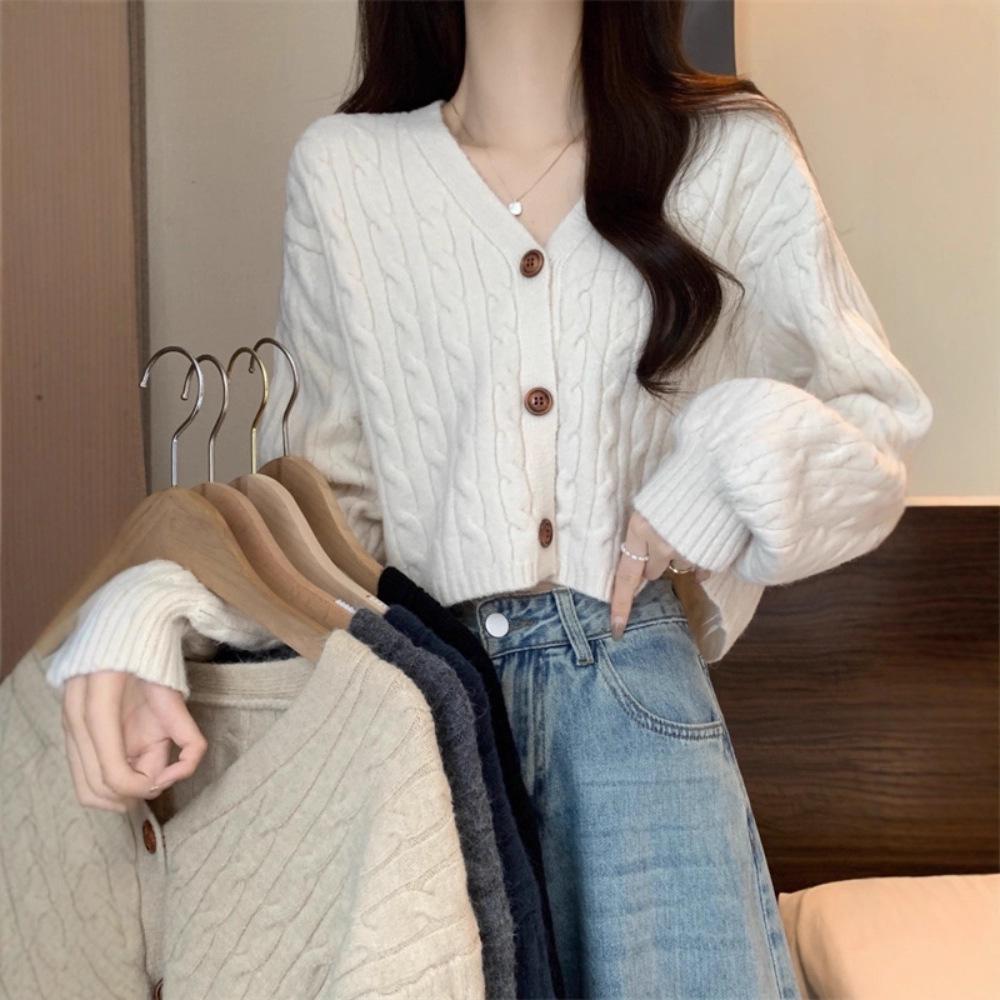 Women's Retro High-End Cable Knit Cardigan, Autumn/Winter 2026 - Loose, Lazy Fit with Long Sleeves