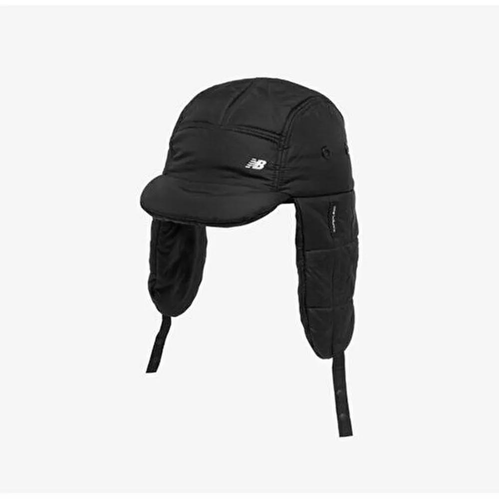 [New Balance] Кепка New Balance с откидными ушками (+РАЗМЕР) B1 NBGDFF1303 19 50 1.NBGDFF1303 19/FREE