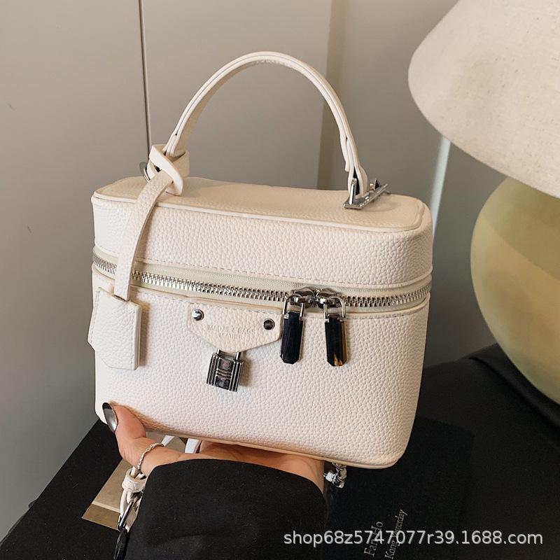 Fashion niche bag women's 2025 new trendy Korean version simple crossbody bag women's hand-held versatile box bag