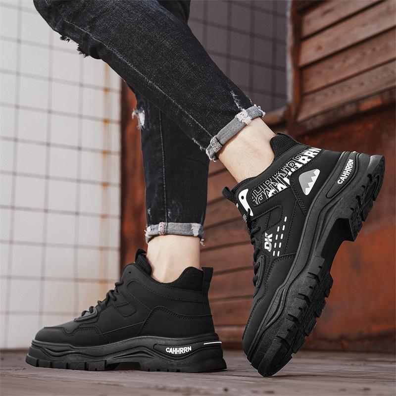 New Men's Classic Four Seasons Fashion High Top Thick Sole Skateboarding Shoes Comfortable Soft Sole Basketball Sneakers