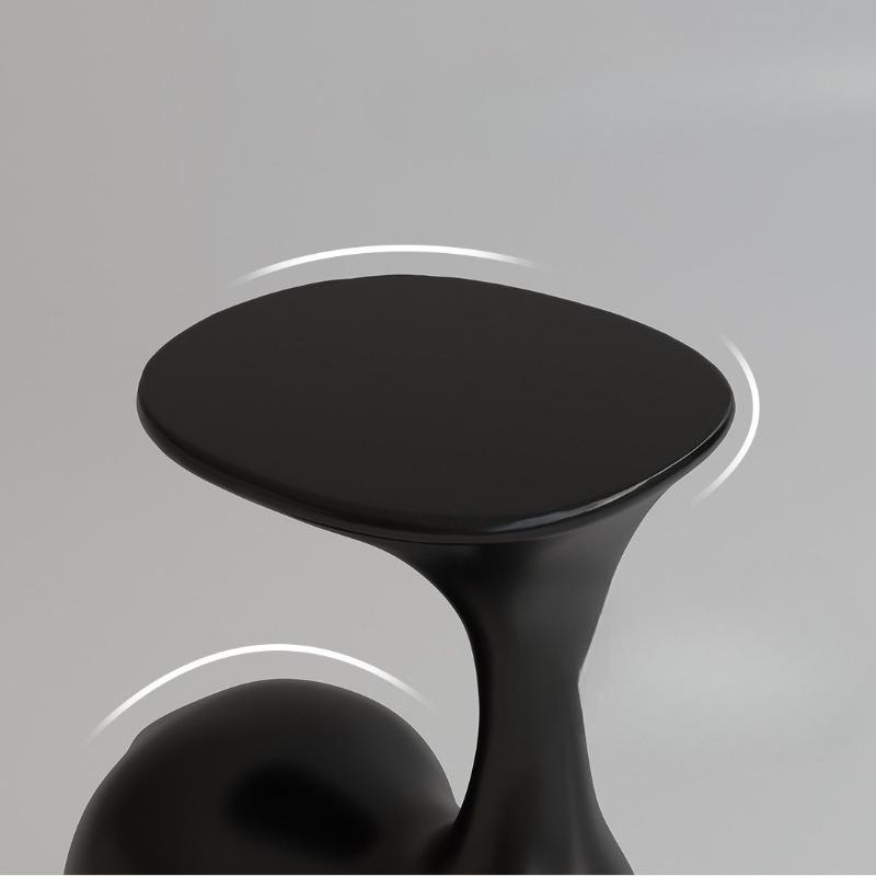 Rabbit Side Table Modern Cute Bedside Tables Multifunctional Living Room Coffee Table Minimalist Interior Luxury Tea Tables