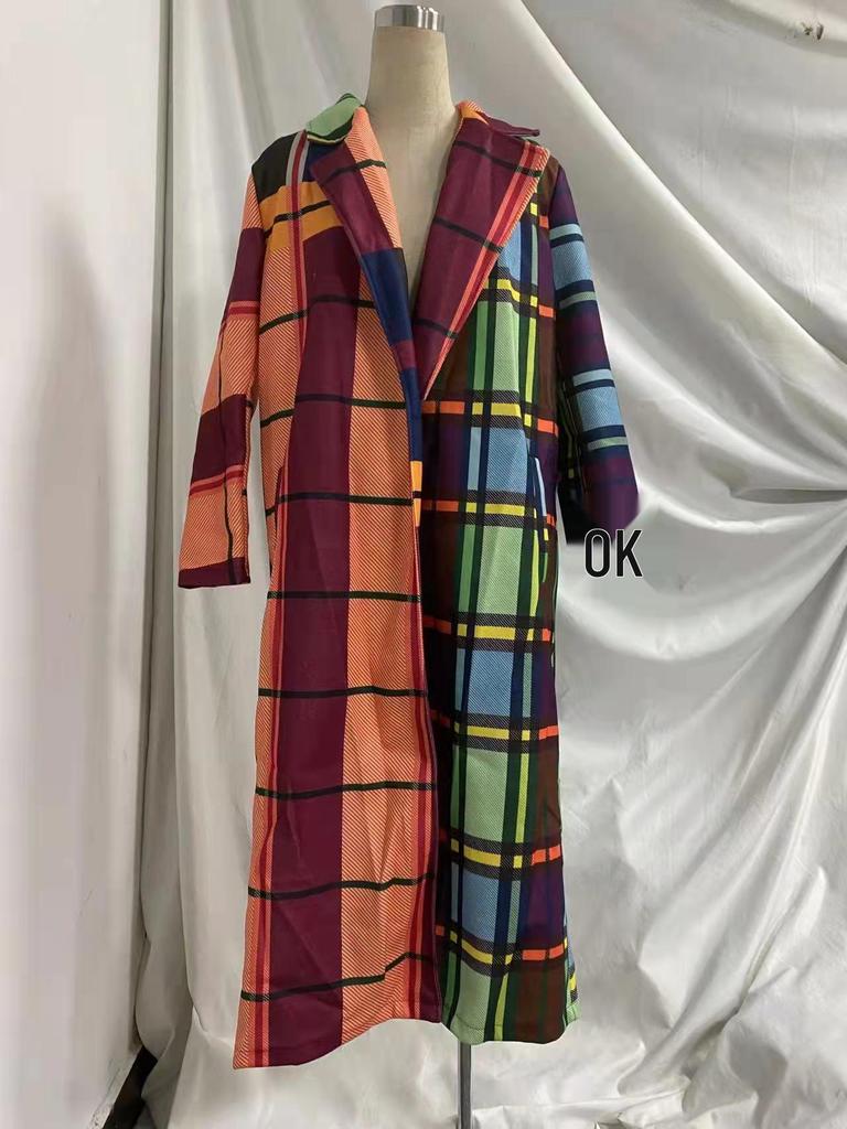 Dámský evropský a americký podzimní vlněný kabát s dlouhým rukávem a klopami s potiskem