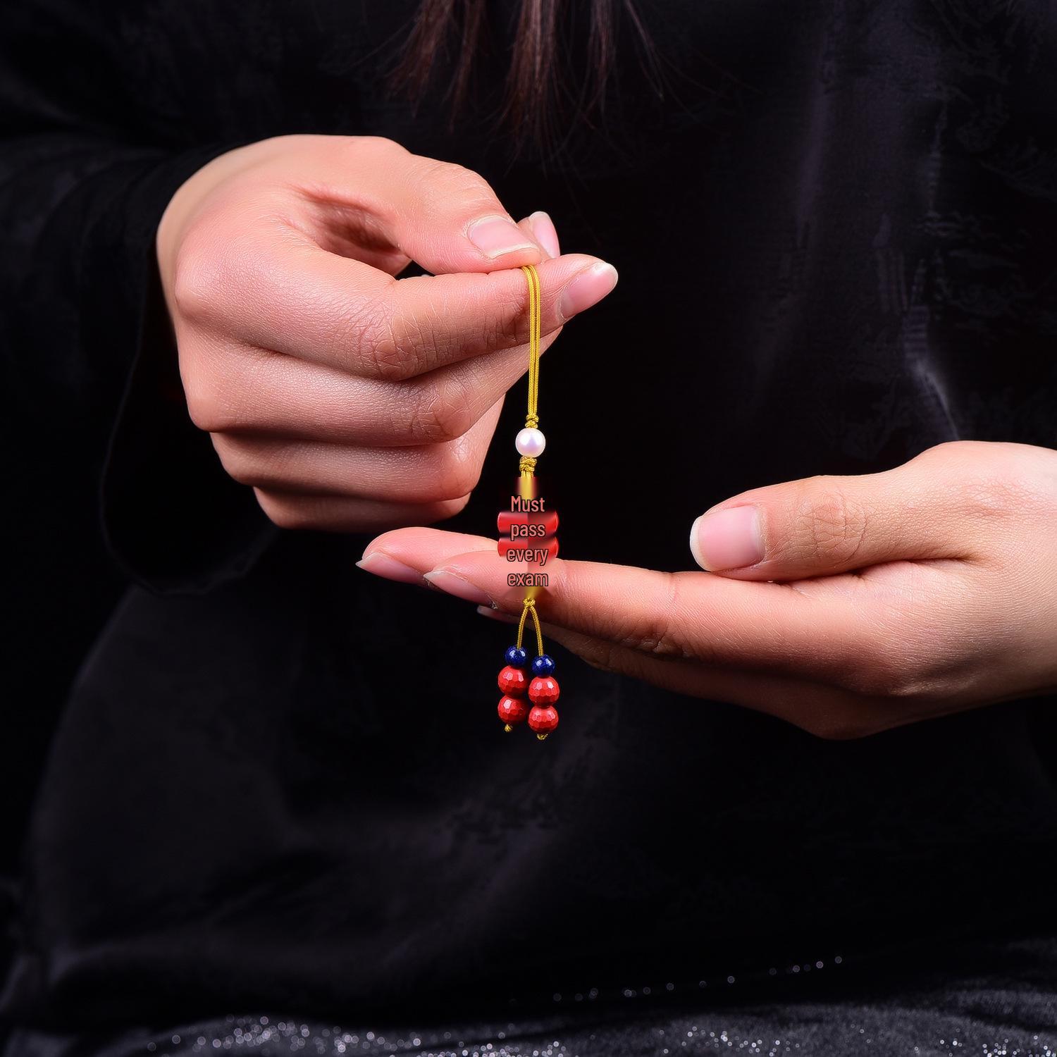 Vermilion Zen Keyring: Thousand-Faced Bead Chinese Style Phone Bag Charm for Couples High-Content Vermilion