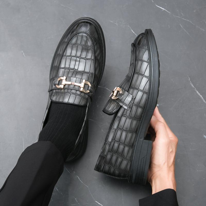 Fashion Autumn British Style Men's Shoes Korean Version of Men's Wedding Shoes To Increase Business Formal Casual Leather Shoes