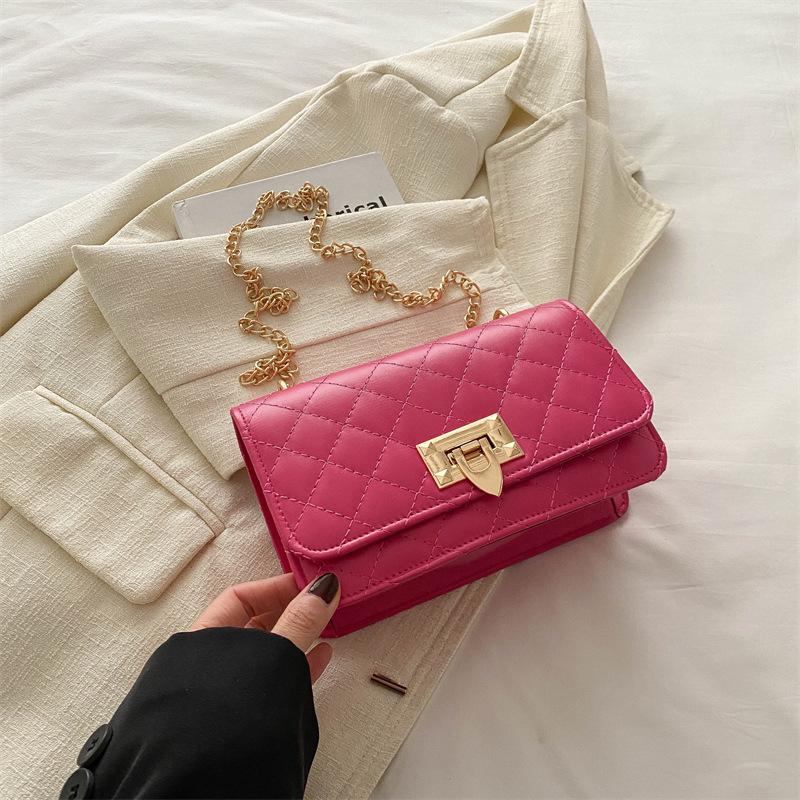 Fashion Personality Niche Shoulder Messenger Bag Popular Bag 2025 New Casual Trend Temperament Women's Small Square Bag