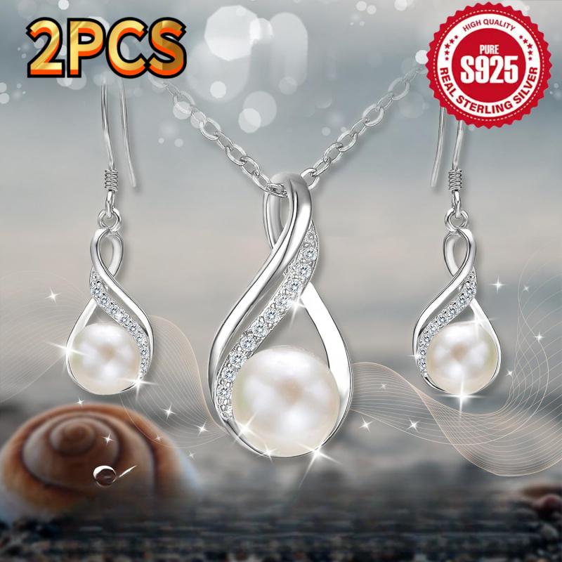 Luxurious and Elegant S925 Sterling Silver Freshwater Pearl Earring and Necklace Set for Women, an Excellent Choice for Women's Jewelry