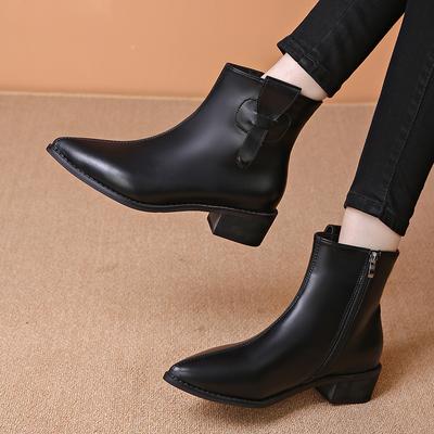 2024 Hochwertige Damenschuhe Seitlicher Reißverschluss Damenstiefel Mode Nähen Büro und Karriere Sexy Spitzzehen-Stiefeletten Zapatos
