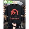Herren Klassisches Nietzsche Übermensch Philosophie T-Shirt - Schwarz mit Roter Deutscher Schrift - Existentialist - Nihilist Grafik T-Shirt - Schweres Rundhals