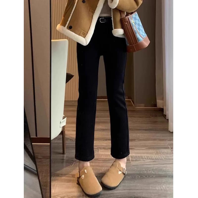 Women's Black Straight-Leg Cigarette Jeans - Slimming, Loose Fit, Petite & Pear-Shaped, Nine-Point Length for Spring 2025