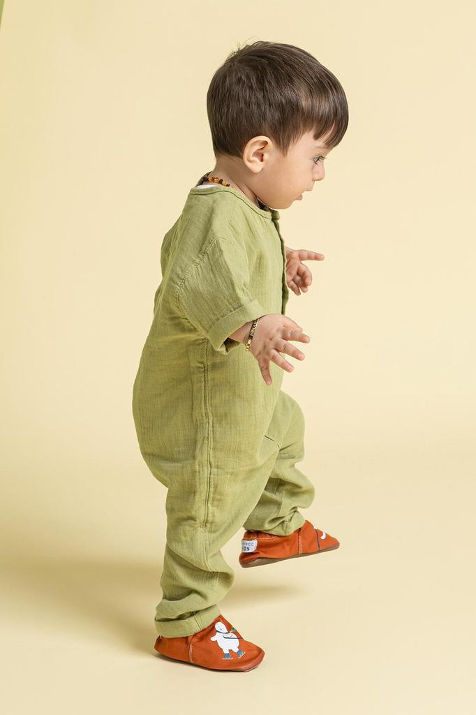 Buddy-Buddy Hyper Red Earth Barefoot Smart Booties