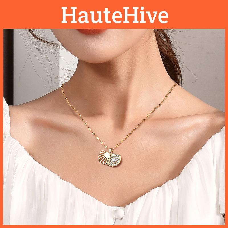 Trendy Summer Shell Pearl Choker Necklace With Unique Fan Shape And Water Wave Chain For Everyday Wear
