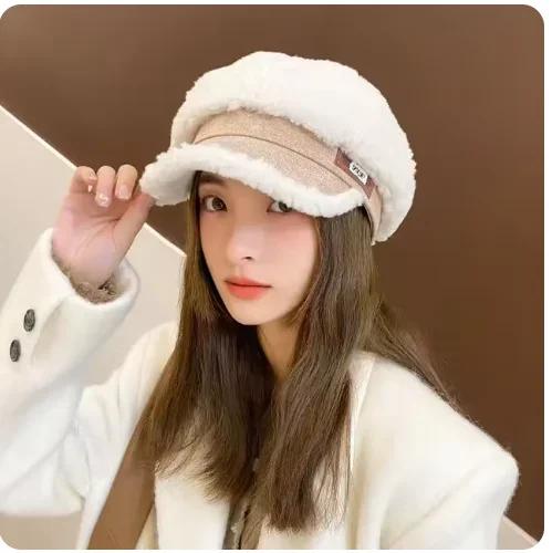 

Women s Korean Fashion Duck Tongue Hat with Plush Bud Hat, Fashionable British Retro Artist Hat 2025 Lamb Hair Octagonal Ha 58-60cm белый
