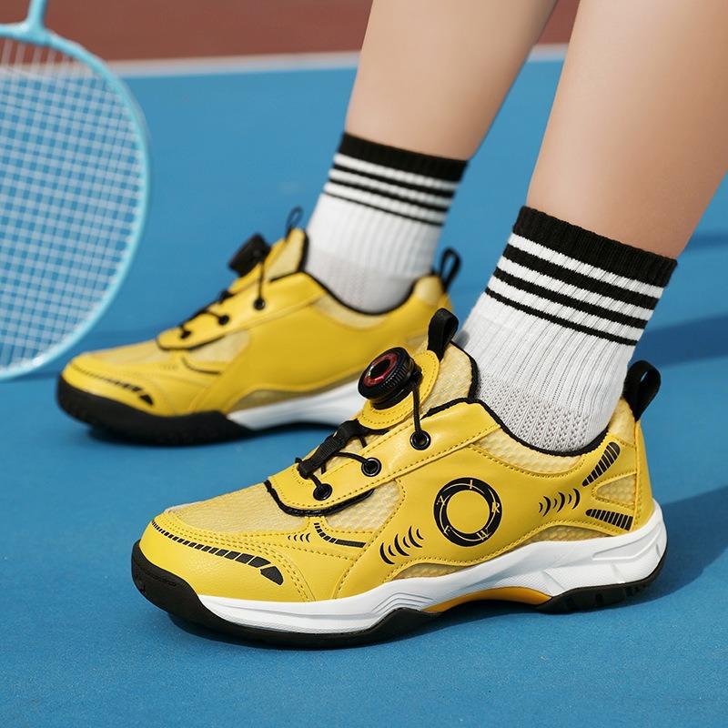 New Badminton Shoes Boys and Girls Professional Training Shoes Breathable Wear-resistant Competition Tennis Shoes Trendy Sports Shoes Table Tennis