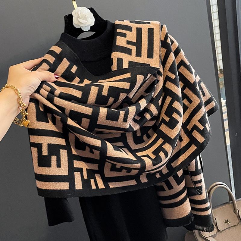 

Black Checkered Cashmere Wool Scarf for Women – Soft Warm Winter & Fall Wrap