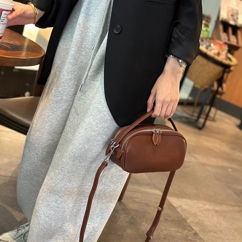 

2024 Летняя женская мягкая сумка через плечо из коровьей кожи с двойной молнией