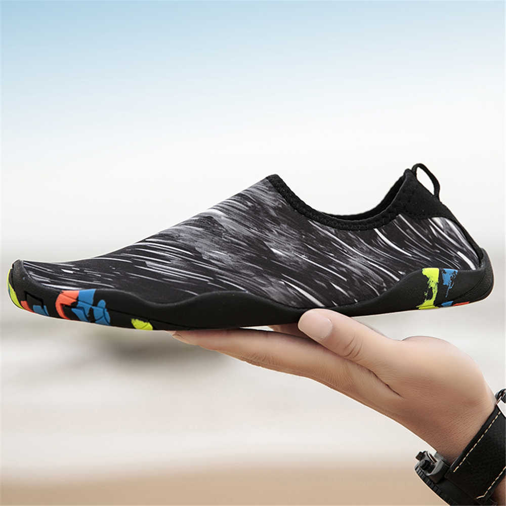 Light Weight Oversize Flat Slippers Women's Sandals Large Sizes Shoes Women Sports Sneakers Tenix Funky Tenis Character