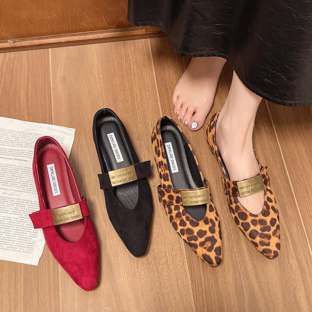 French Square Head Single Shoes Women's Leopard Print Flats 2025 New Metal Buckle with Mary Jane Shoes Small Fragrant Style